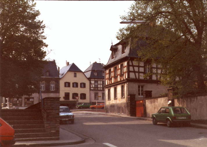 Walpotplatz <Bild 01 von 25>