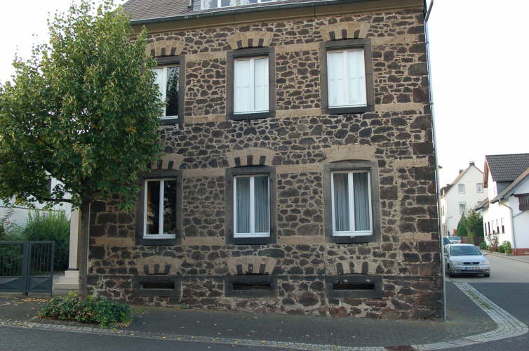 02/10 - Mayener Strae