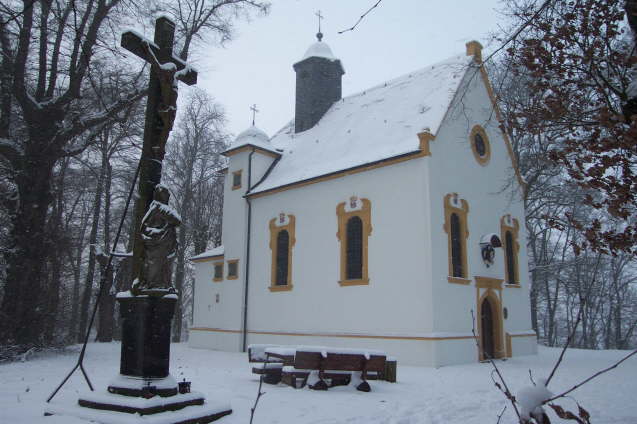 Verschneite Marienkapelle (Winter 2001/2002)