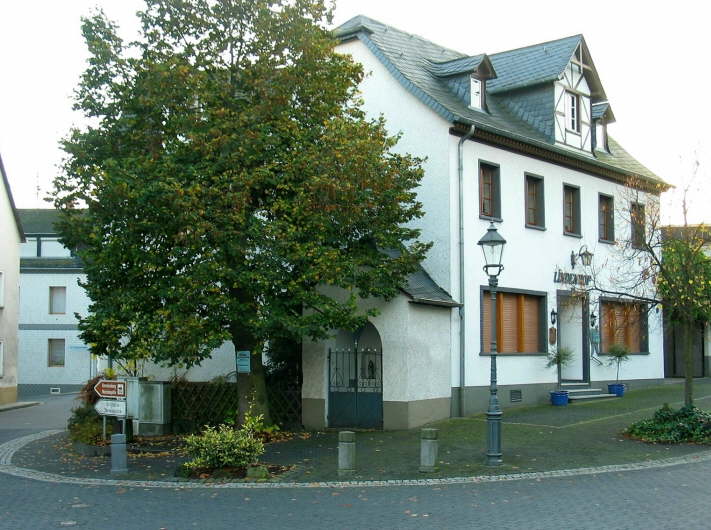 09/10 - Frherer Gasthof Tesan
