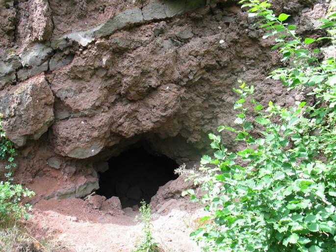 09 - Hohlraum mit Lavazungen
