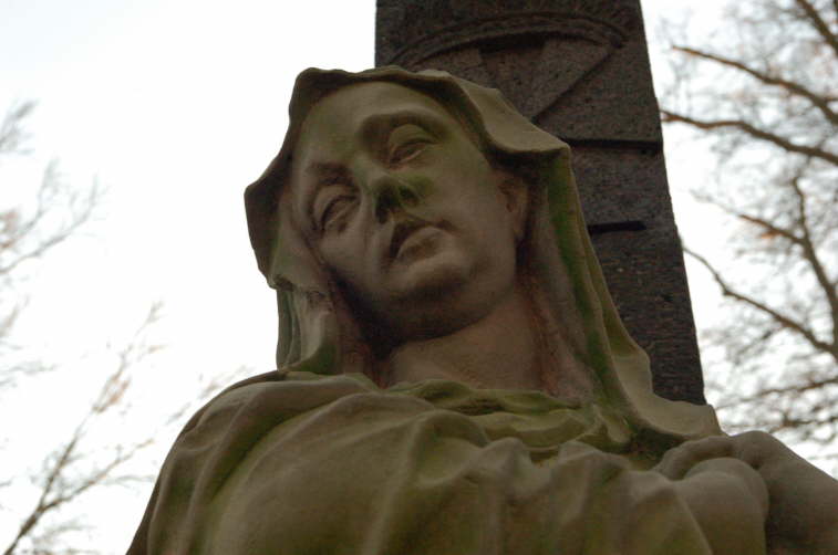 An der Marienkapelle (Bildnis der Mutter Gottes) <Bild 15 von 17>