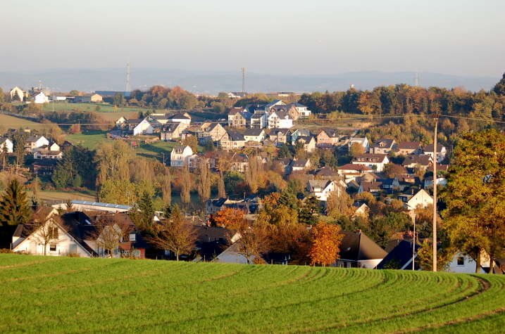 Blick auf das Neubaugebiet Aufm Rausch (Herbst 2005)